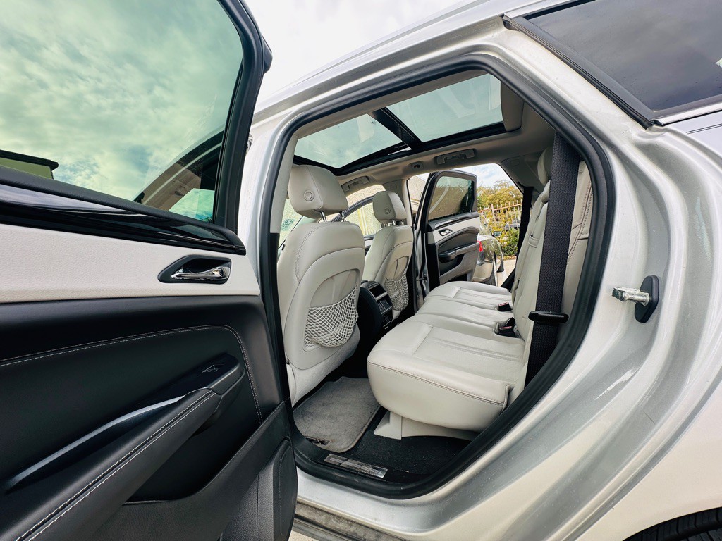 2014 Cadillac SRX Image 15