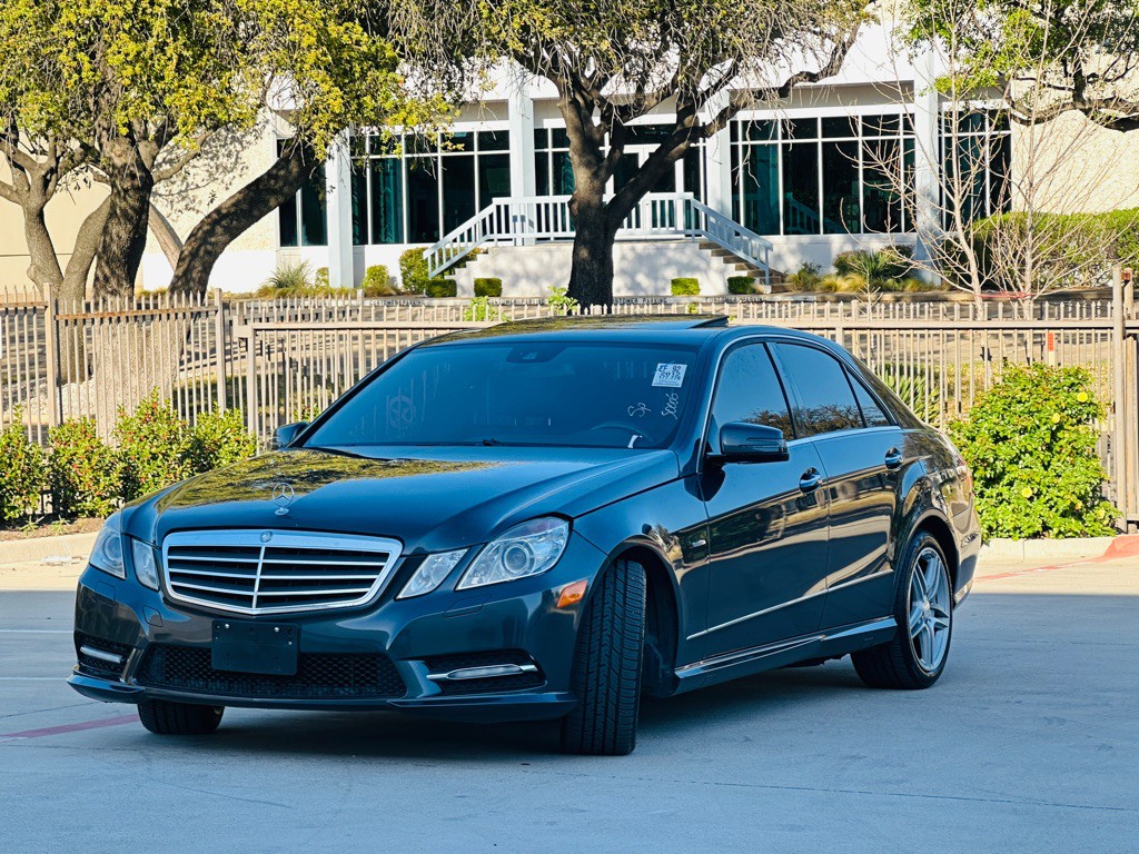 2012 Mercedes-Benz E-Class Image 4