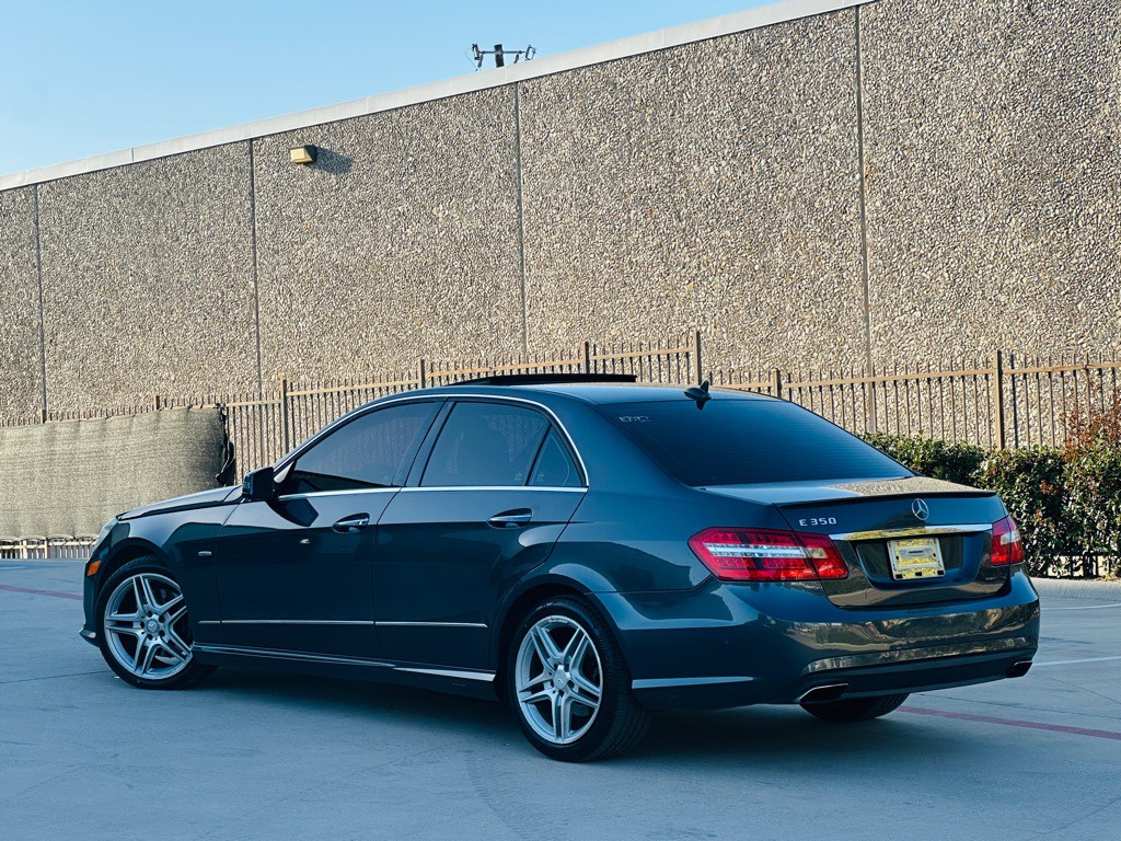 2012 Mercedes-Benz E-Class Image 8