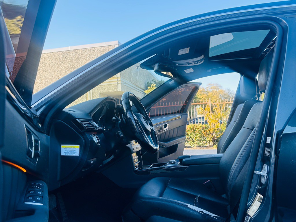 2012 Mercedes-Benz E-Class Image 13