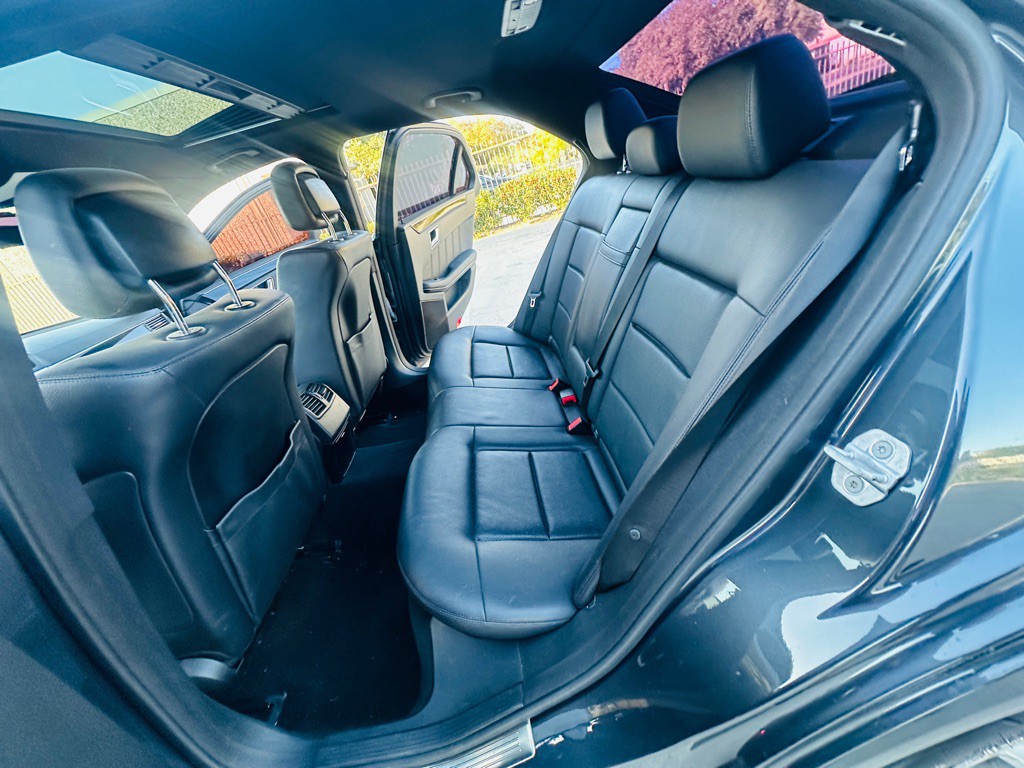 2012 Mercedes-Benz E-Class Image 19