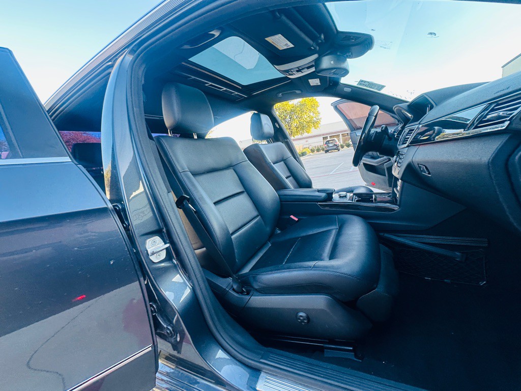 2012 Mercedes-Benz E-Class Image 23