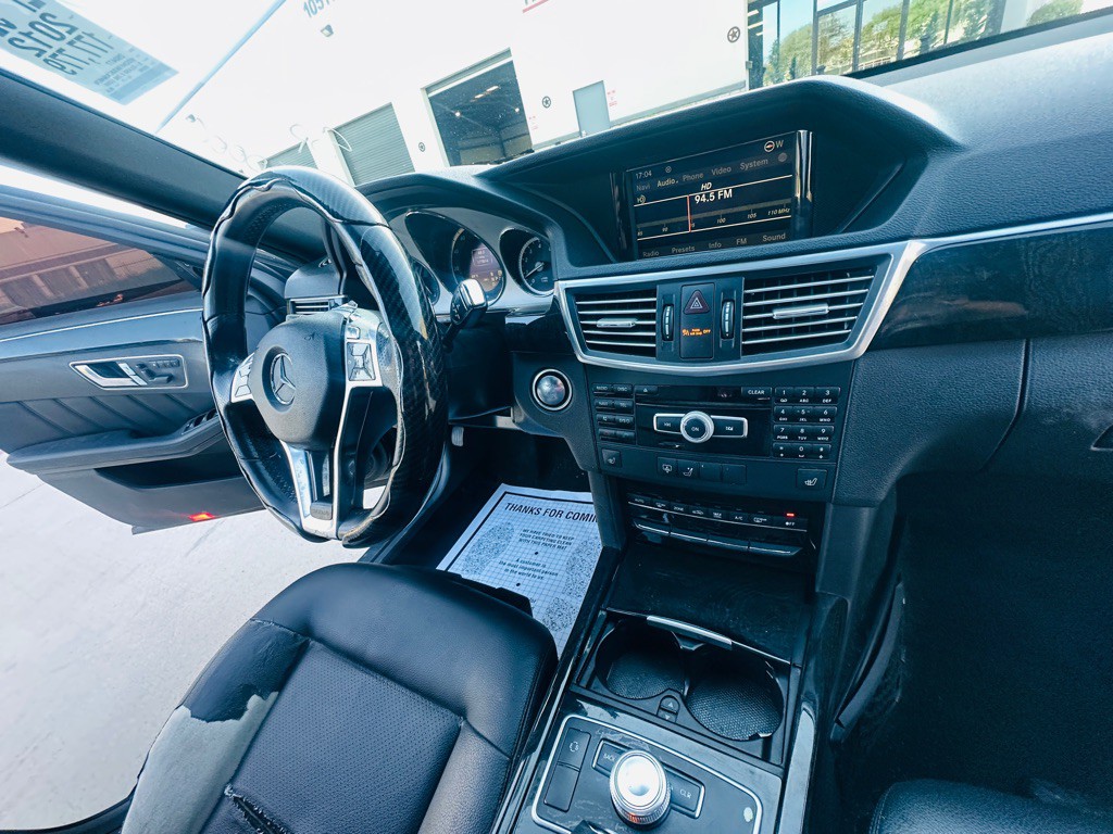 2012 Mercedes-Benz E-Class Image 25