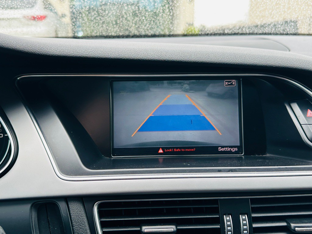 2014 Audi A4 Image 25