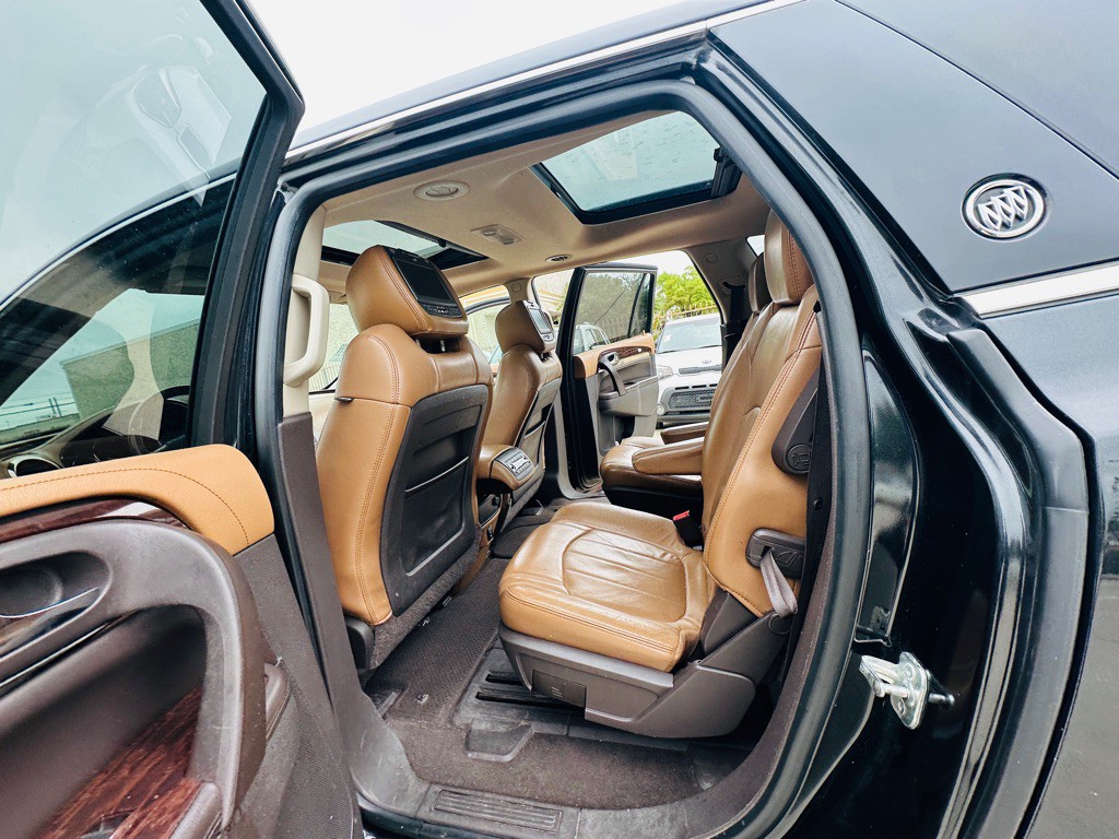 2014 Buick Enclave Image 18