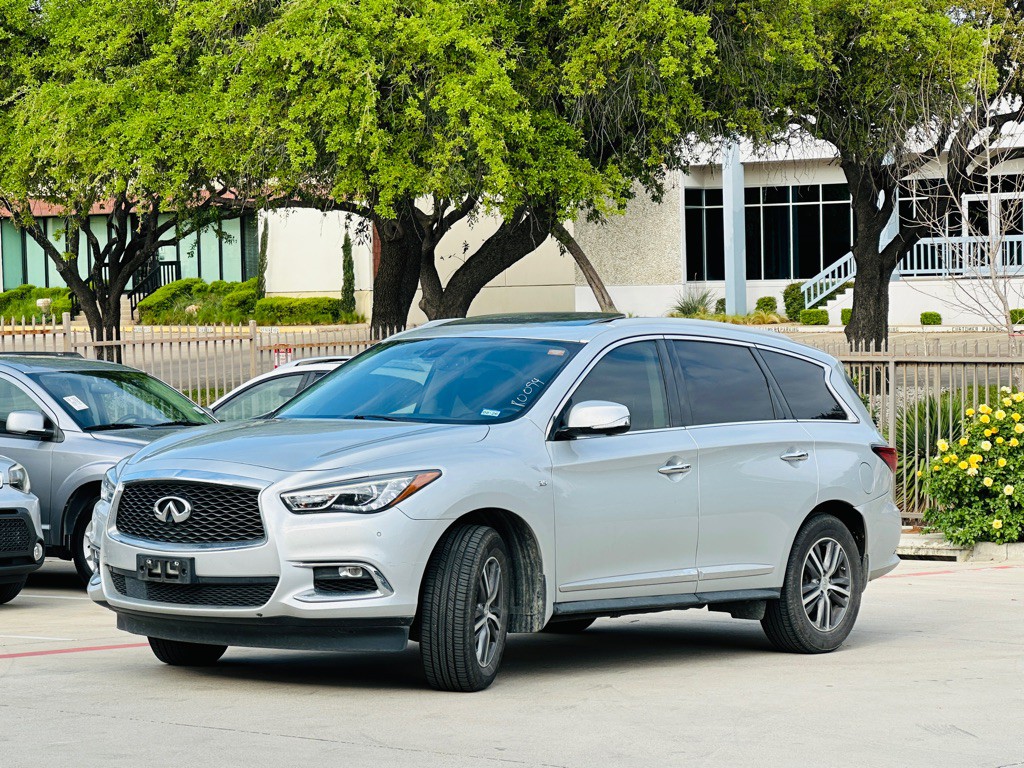 2017 INFINITI QX60 Image 4