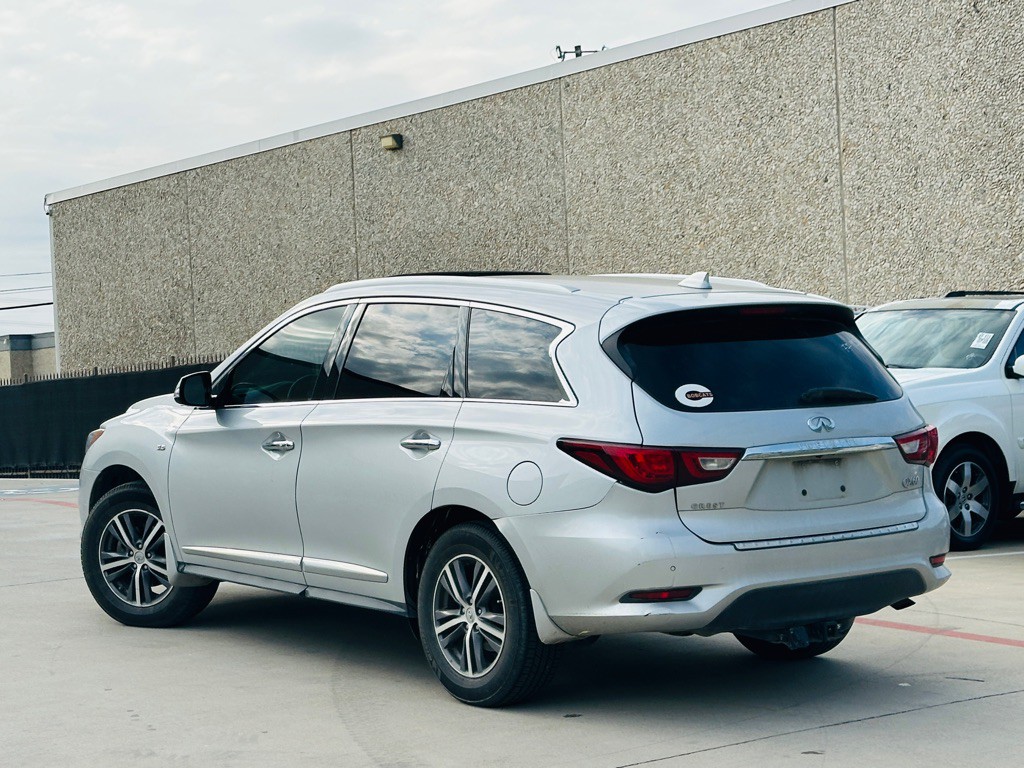 2017 INFINITI QX60 Image 8