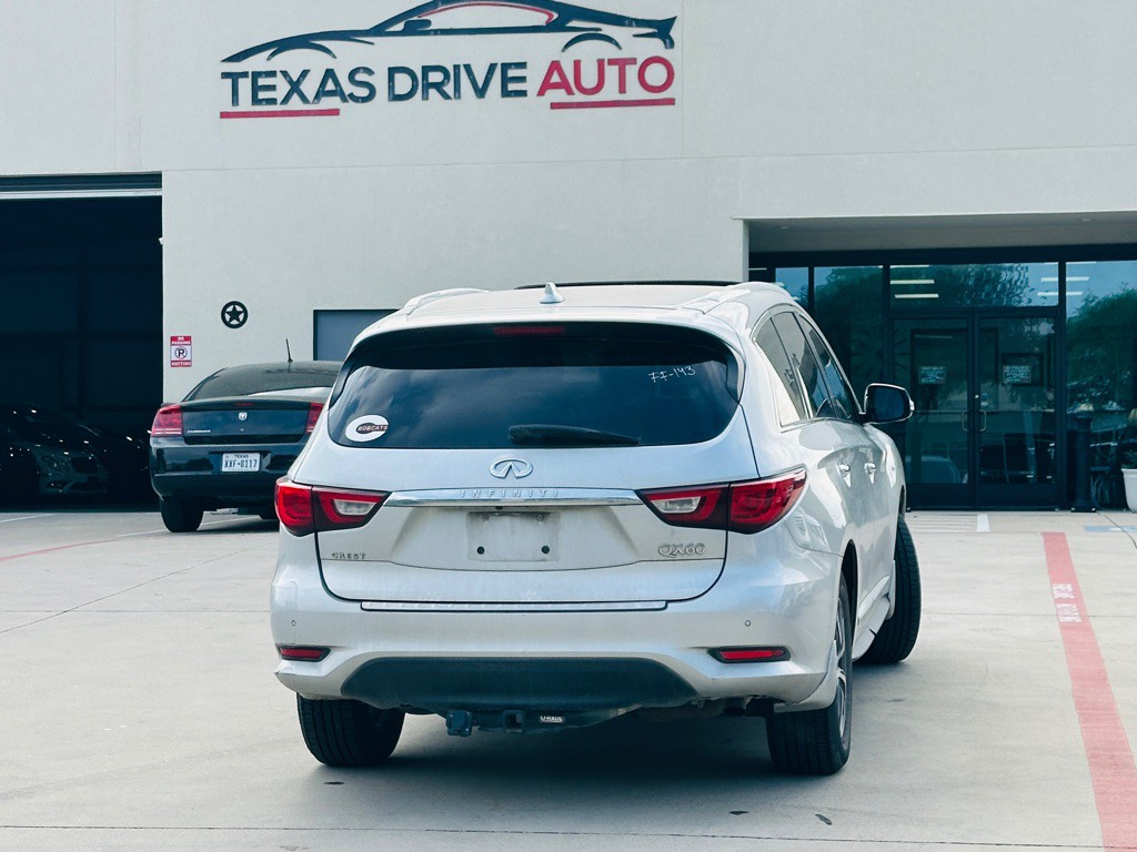2017 INFINITI QX60 Image 10