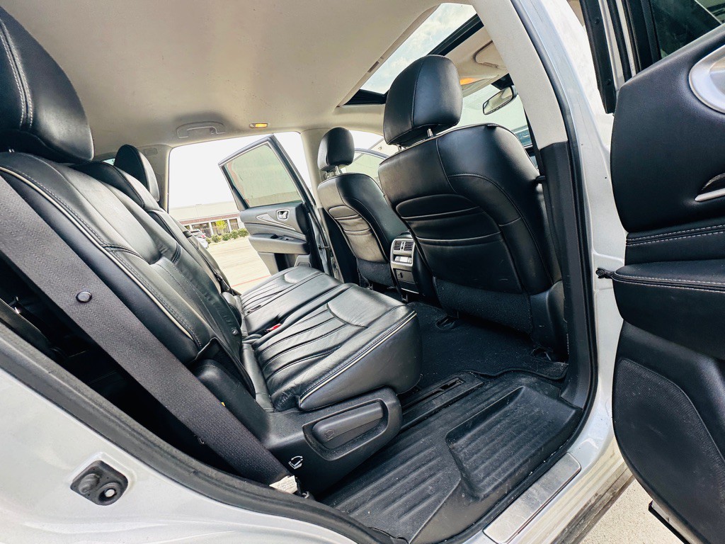 2017 INFINITI QX60 Image 24