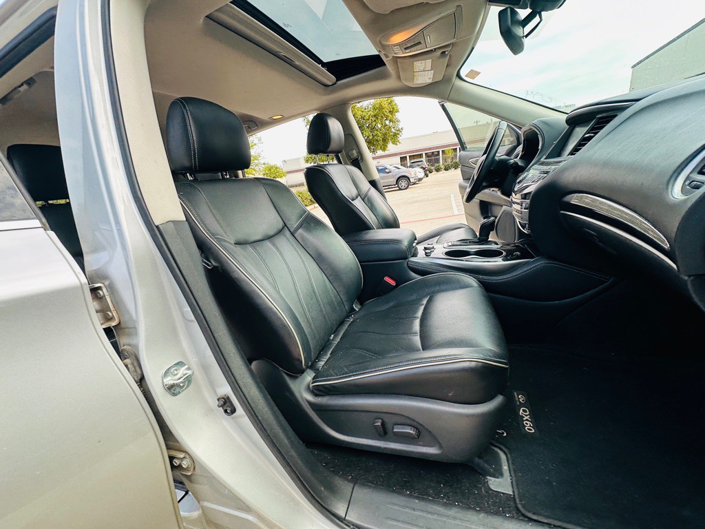 2017 INFINITI QX60 Image 28