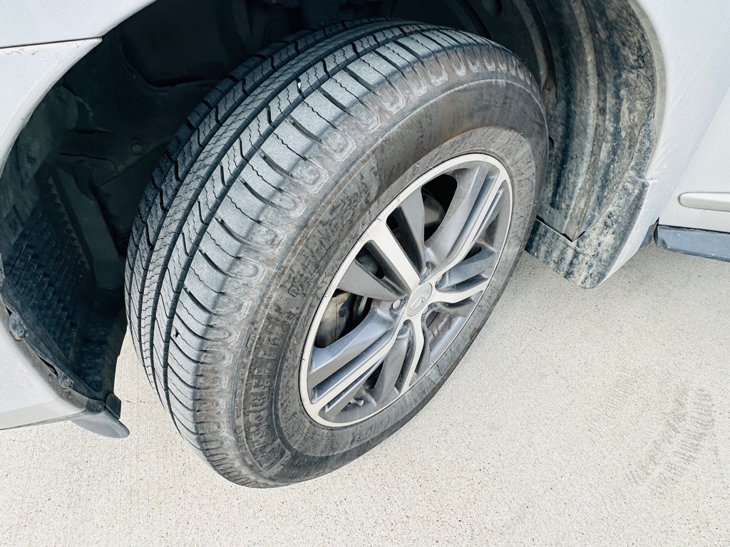 2017 INFINITI QX60 Image 31