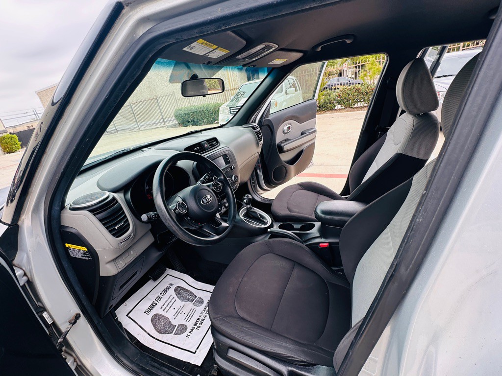2015 Kia Soul Image 15