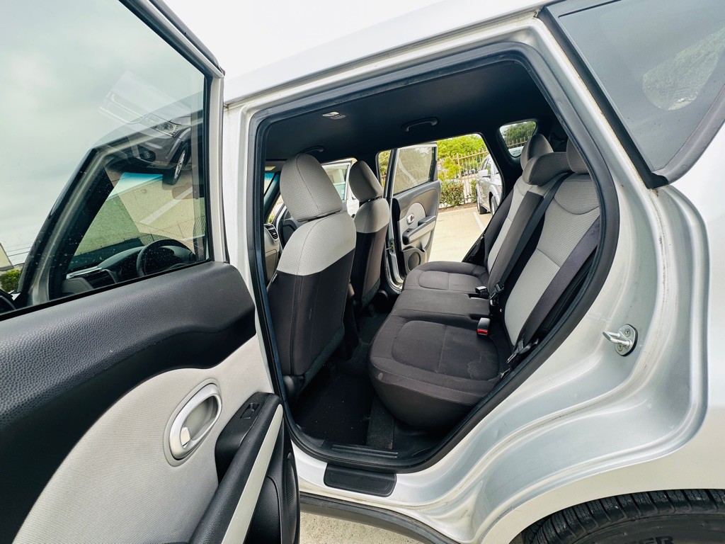 2015 Kia Soul Image 19