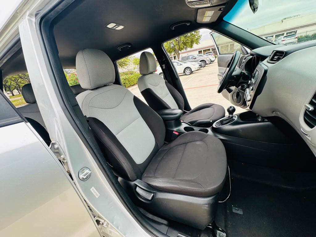 2015 Kia Soul Image 25