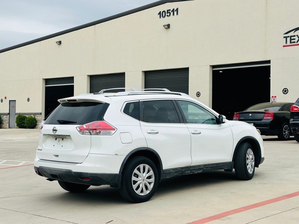 2016 Nissan Rogue Image 10