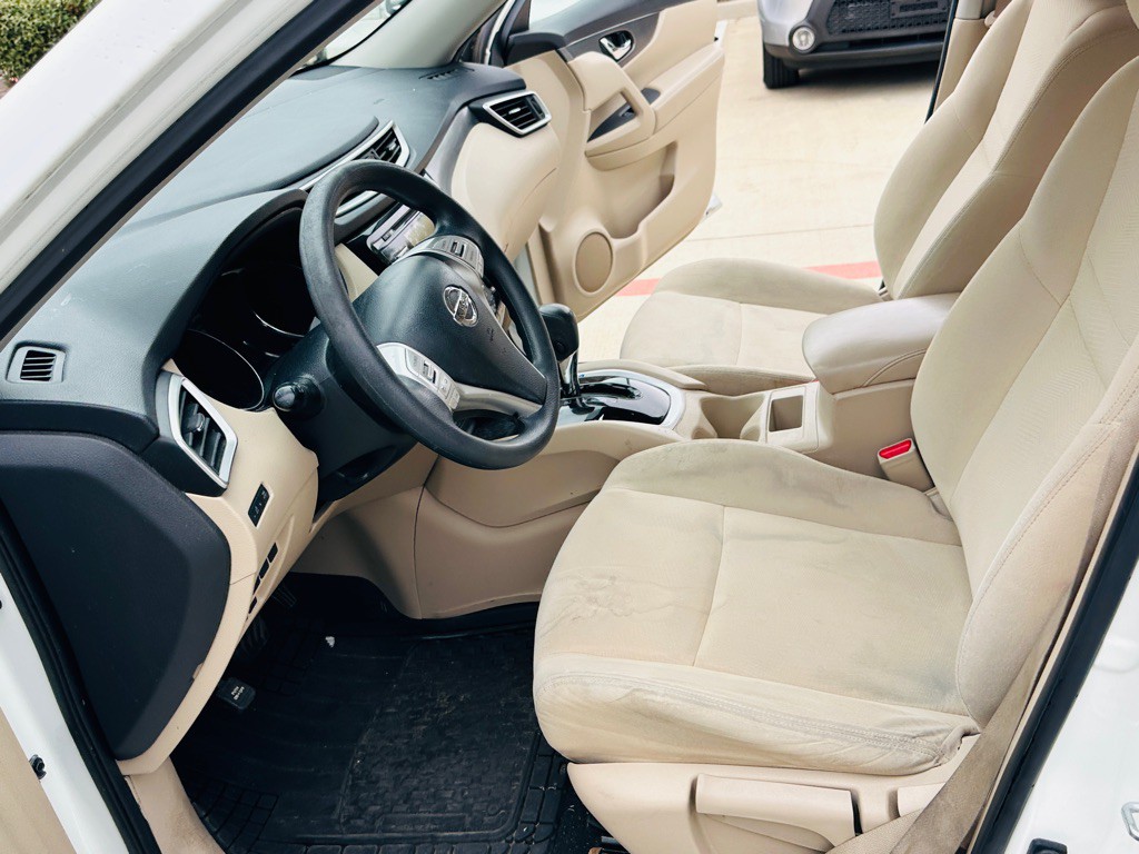 2016 Nissan Rogue Image 13