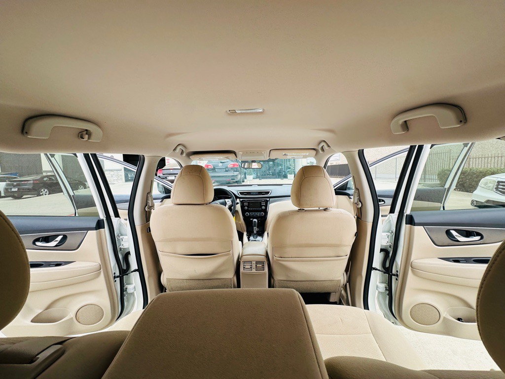 2016 Nissan Rogue Image 20