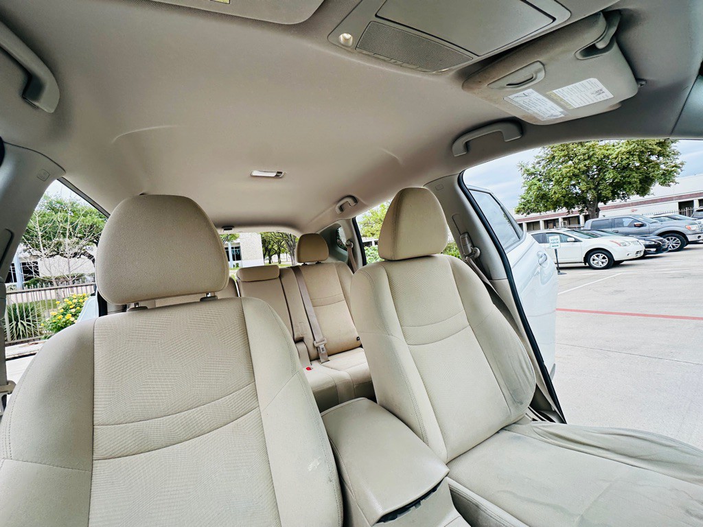 2016 Nissan Rogue Image 26