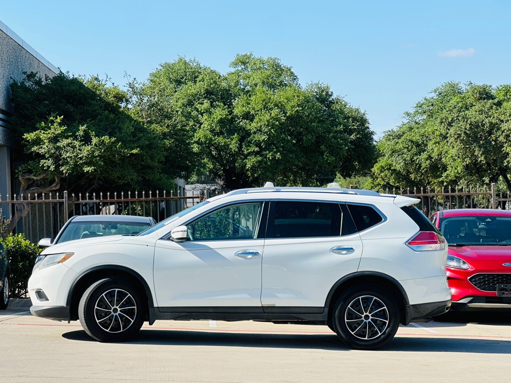 2016 Nissan Rogue Image 5