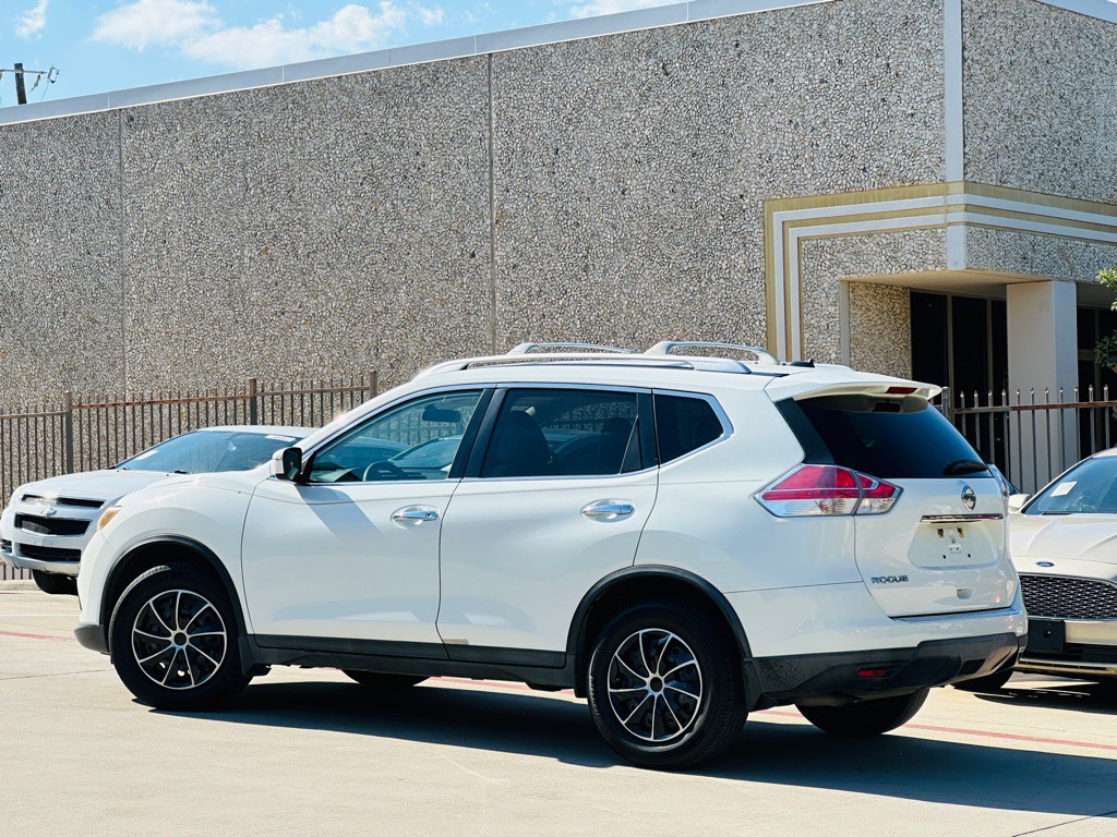 2016 Nissan Rogue Image 6