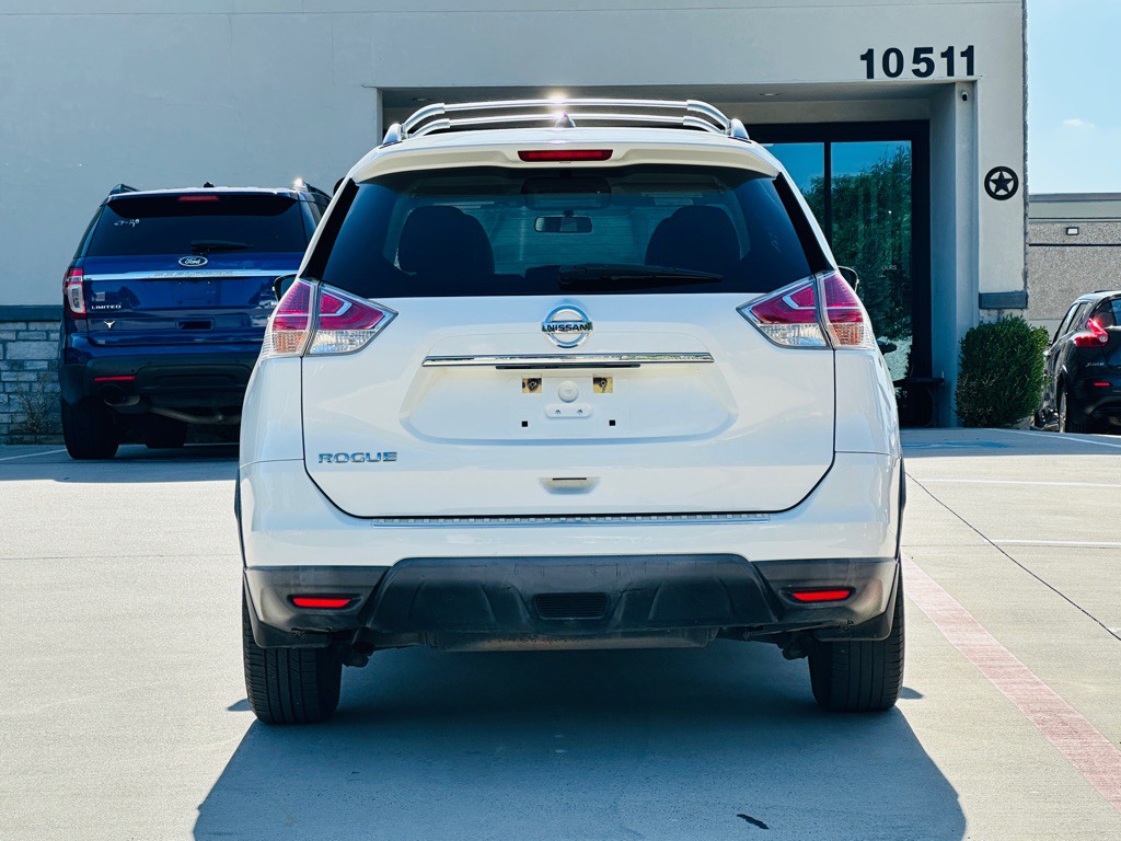 2016 Nissan Rogue Image 8