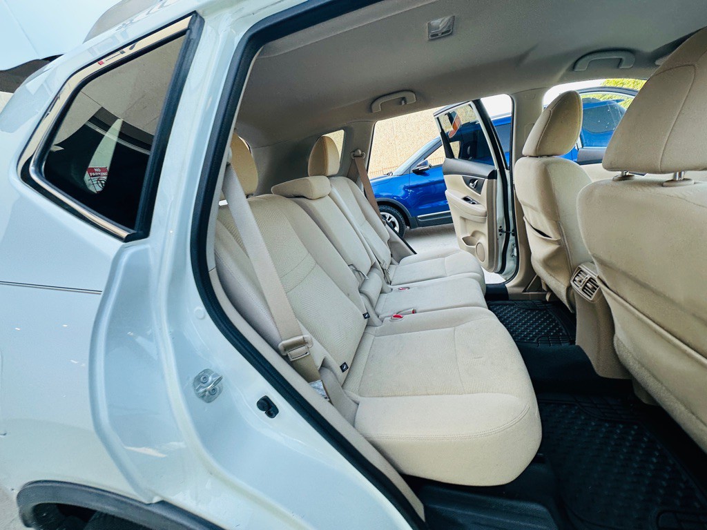 2016 Nissan Rogue Image 20