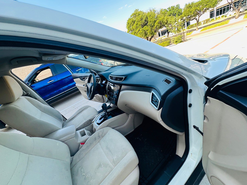 2016 Nissan Rogue Image 22