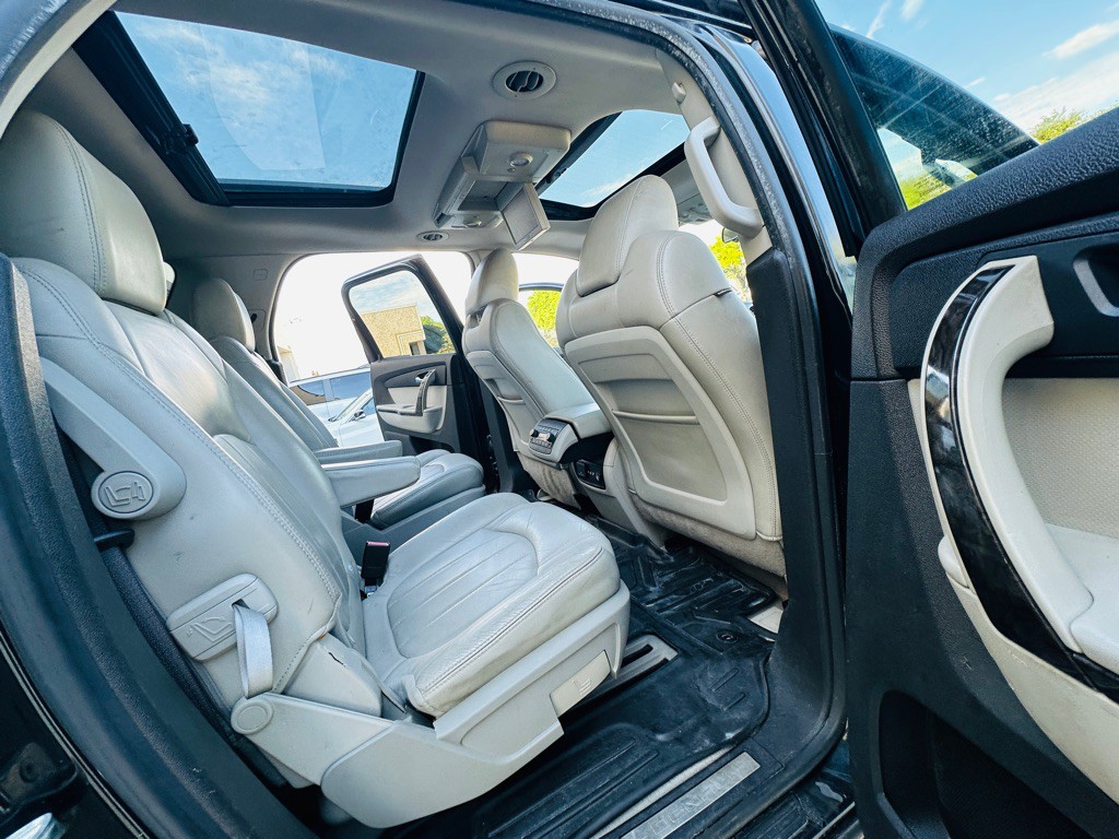 2011 GMC Acadia Image 20