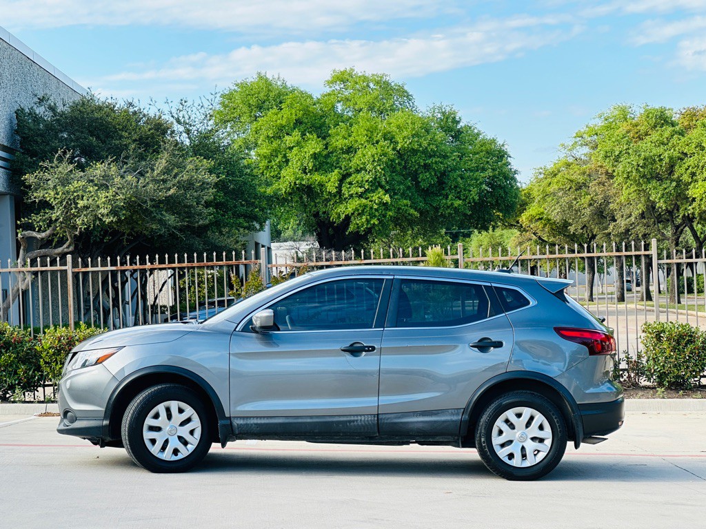 2019 Nissan Rogue Image 6