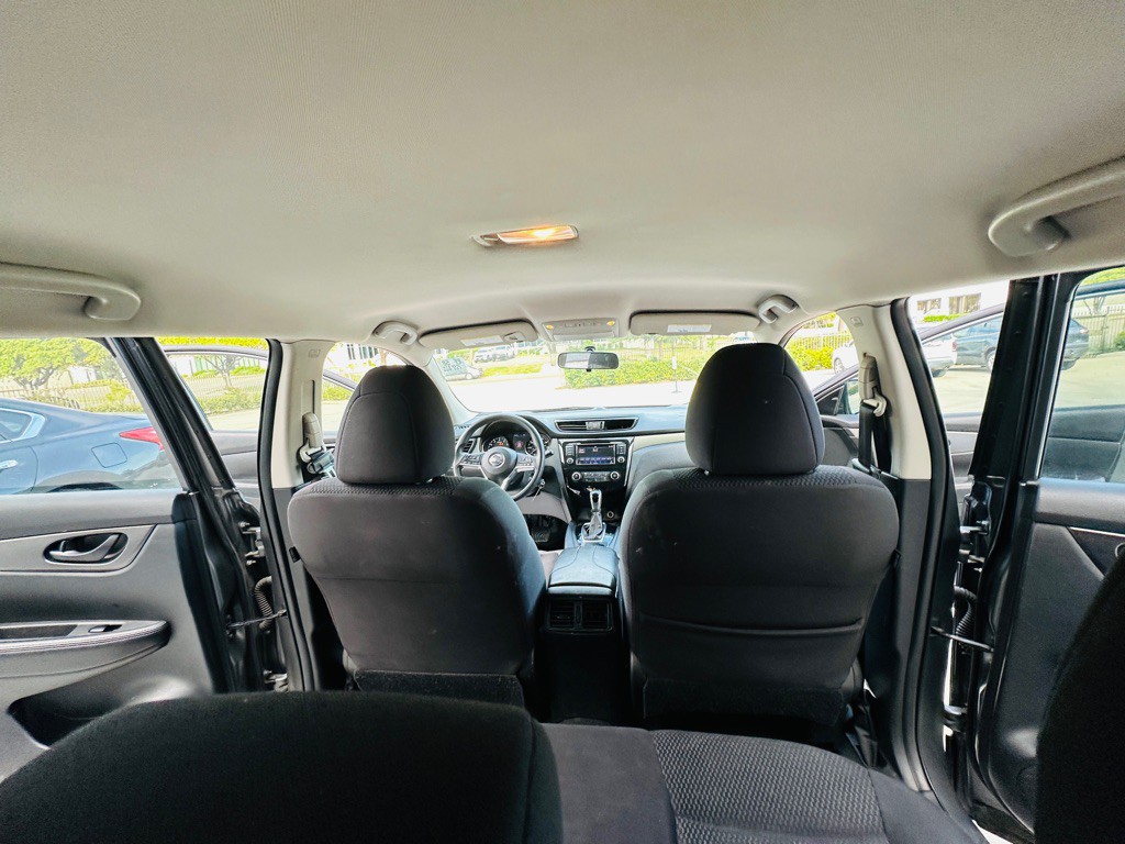 2019 Nissan Rogue Image 22