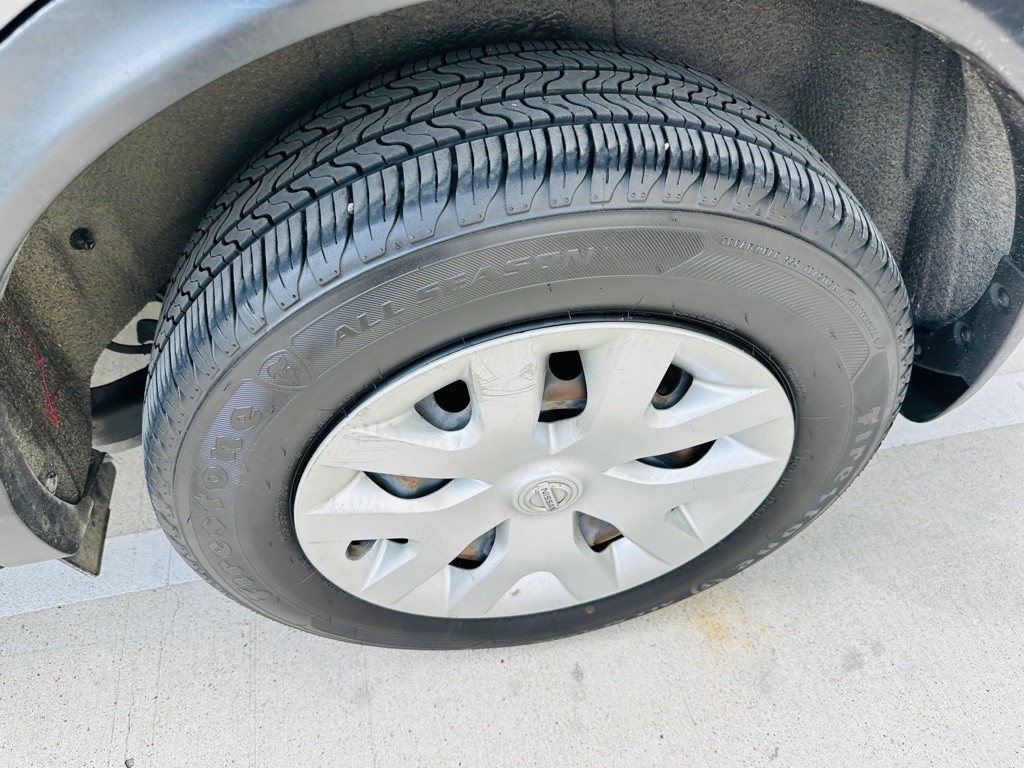 2019 Nissan Rogue Image 30