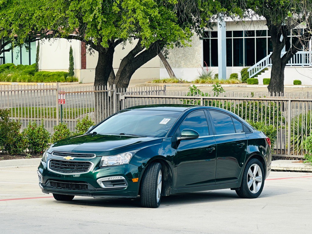 2015 Chevrolet Cruze Image 3
