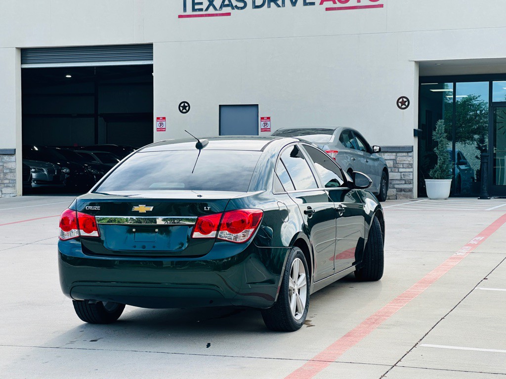 2015 Chevrolet Cruze Image 9