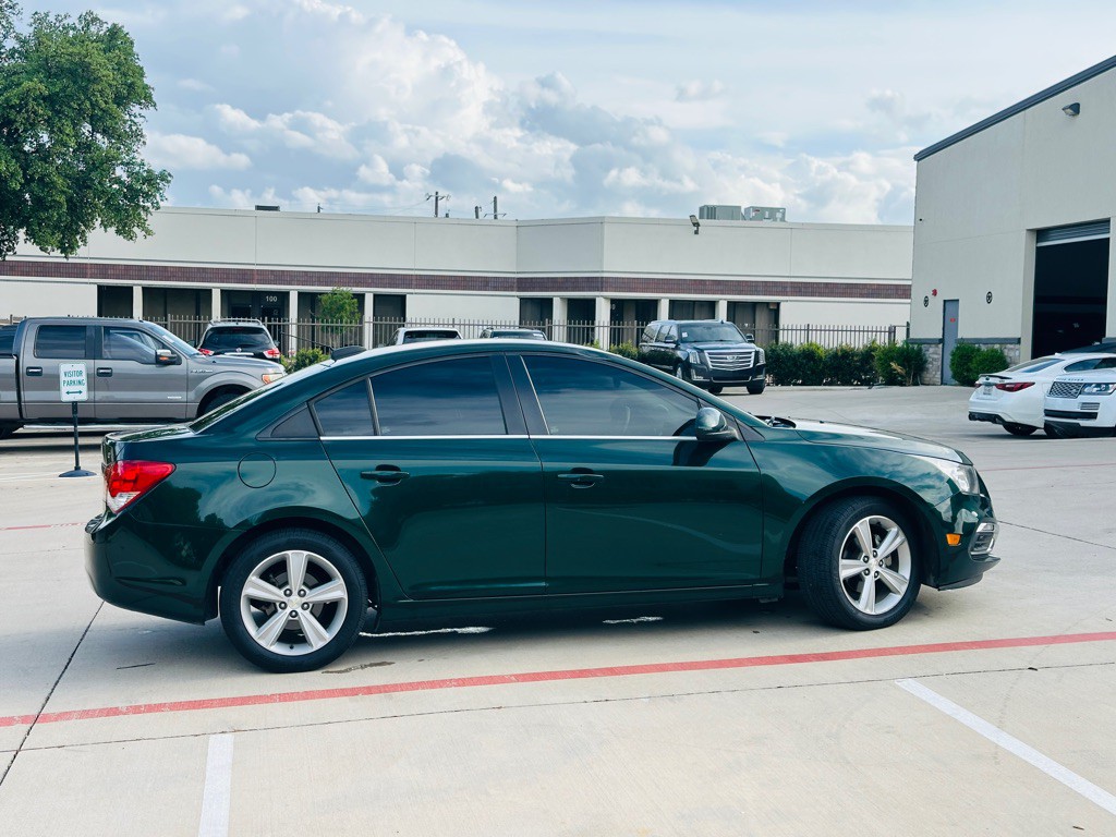 2015 Chevrolet Cruze Image 12