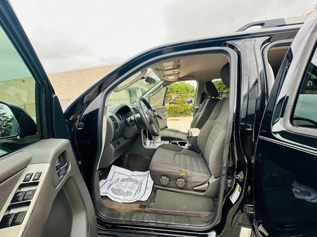 2012 Nissan Pathfinder Image 12