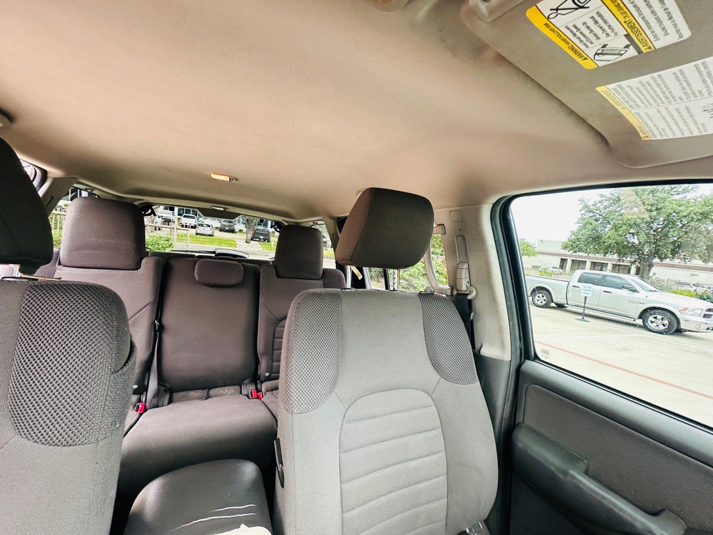 2012 Nissan Pathfinder Image 23