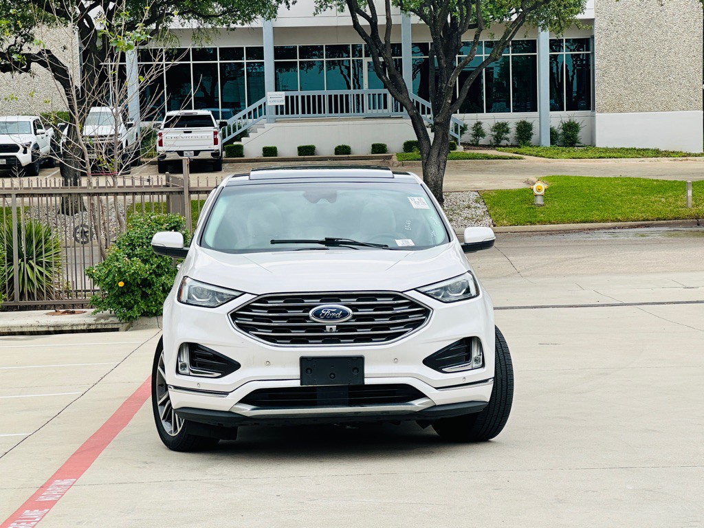 2019 Ford Edge Image 2