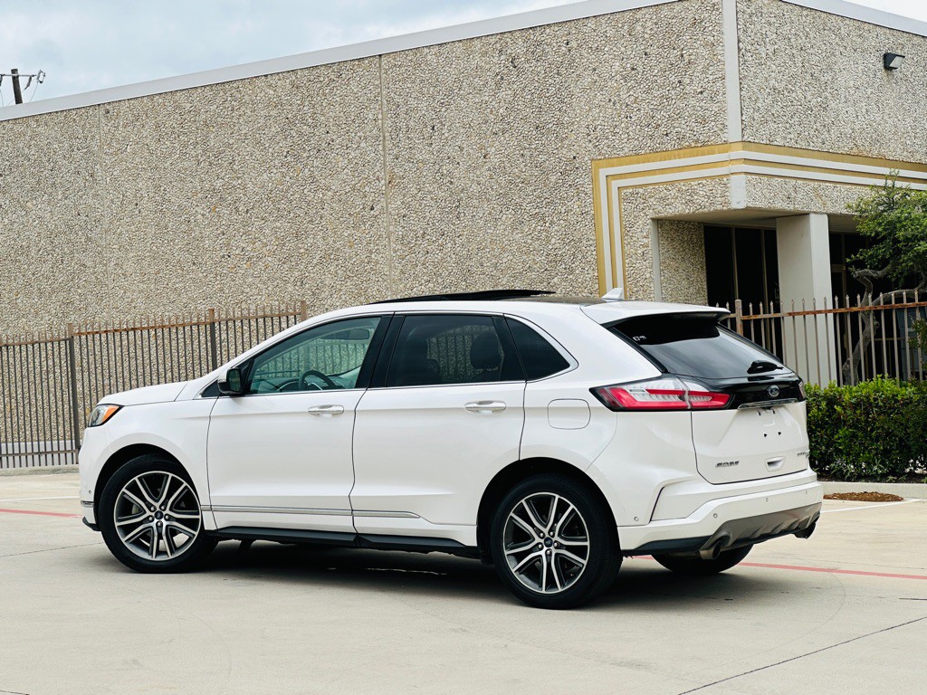 2019 Ford Edge Image 6