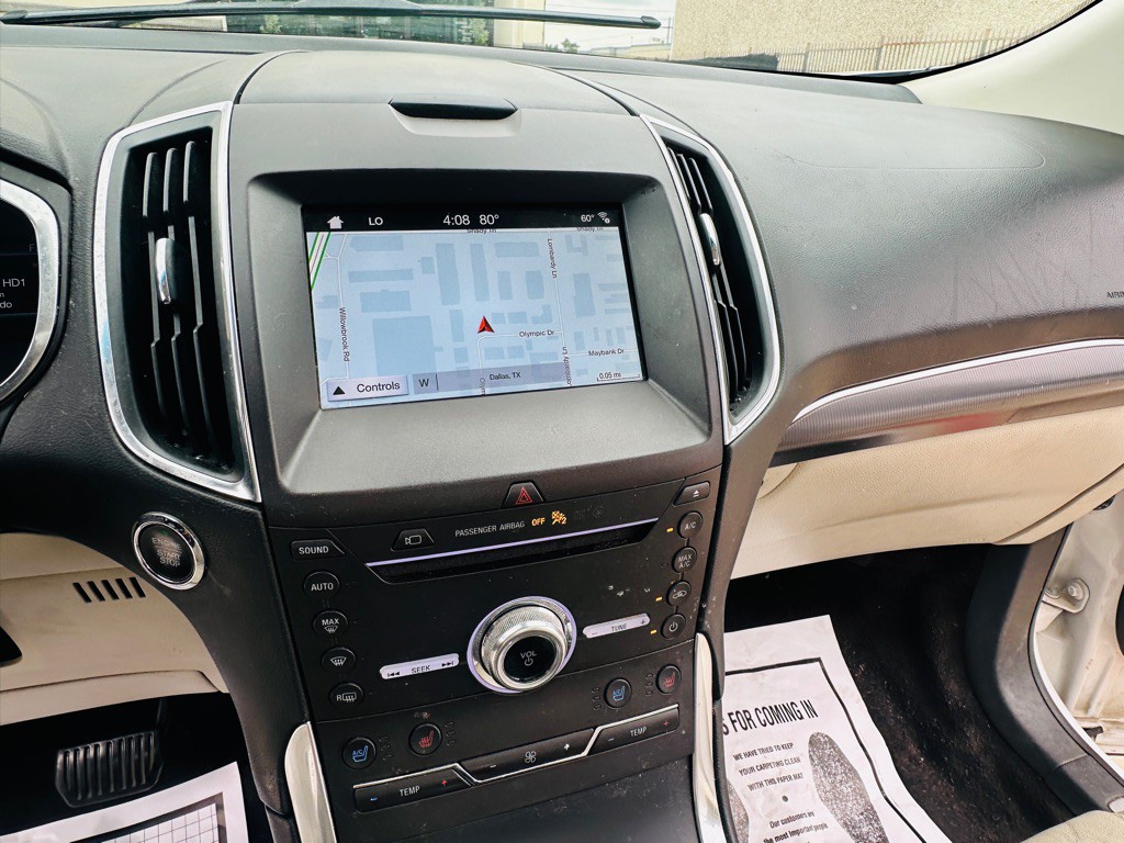 2019 Ford Edge Image 14