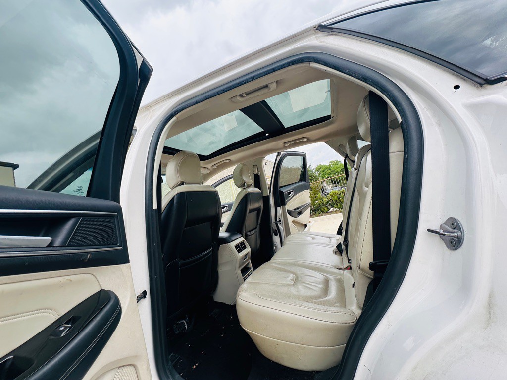 2019 Ford Edge Image 15