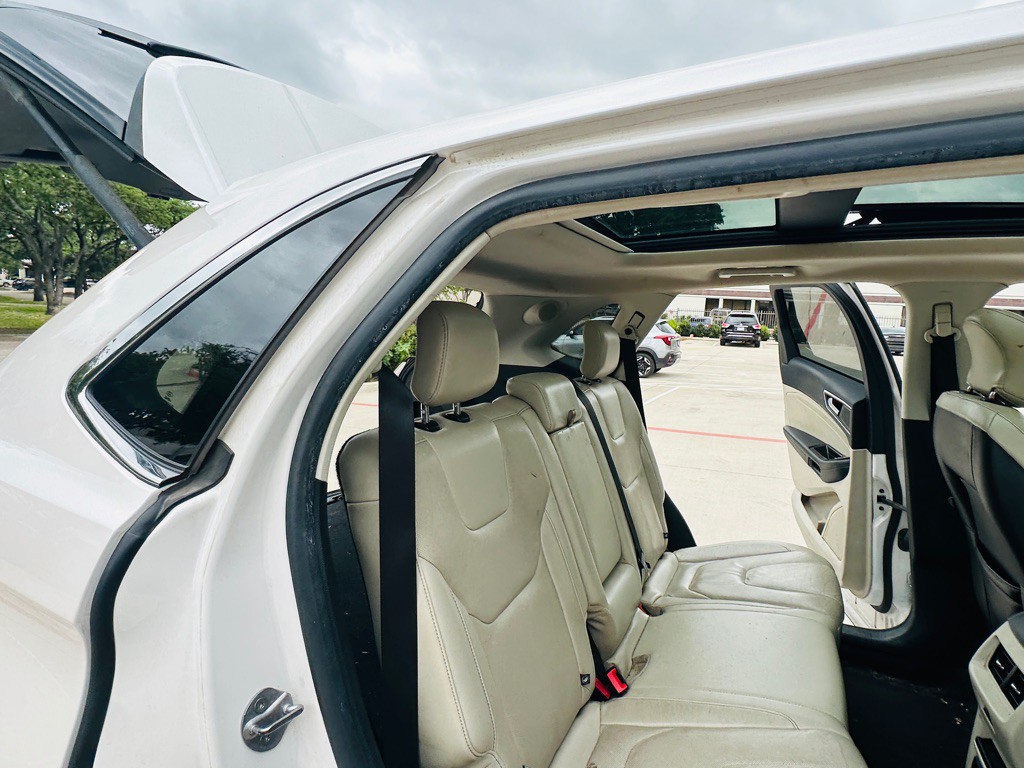 2019 Ford Edge Image 19