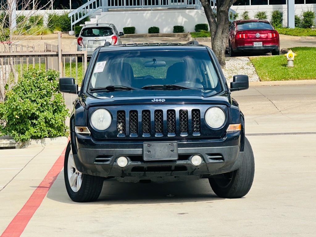 2011 Jeep Patriot Image 2