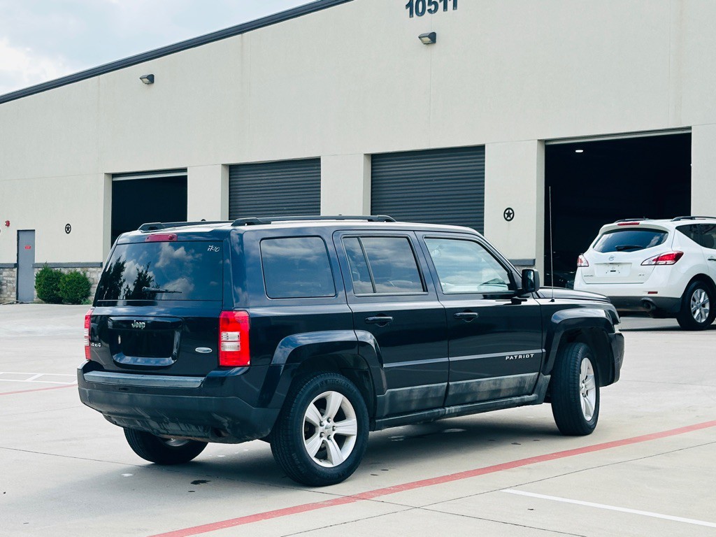 2011 Jeep Patriot Image 10