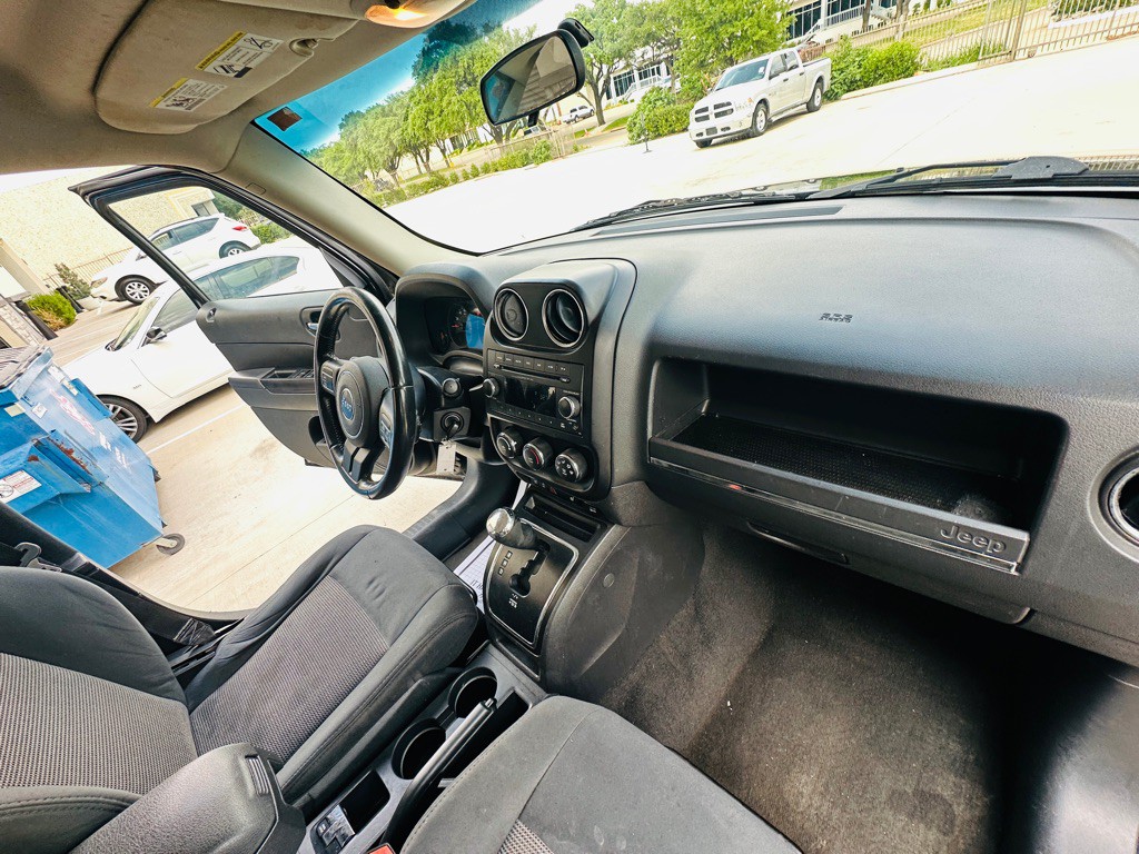 2011 Jeep Patriot Image 24