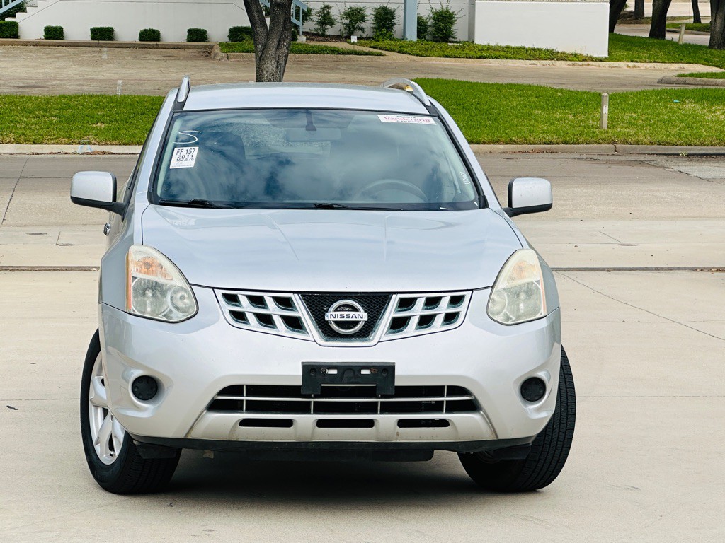 2011 Nissan Rogue Image 2