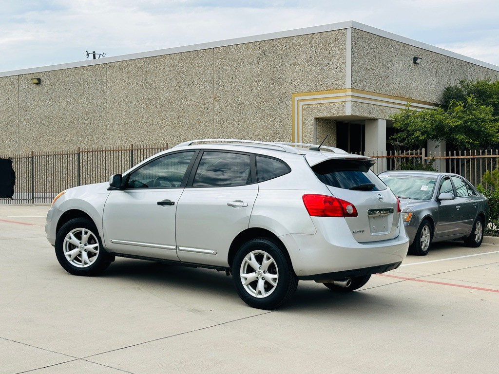 2011 Nissan Rogue Image 6