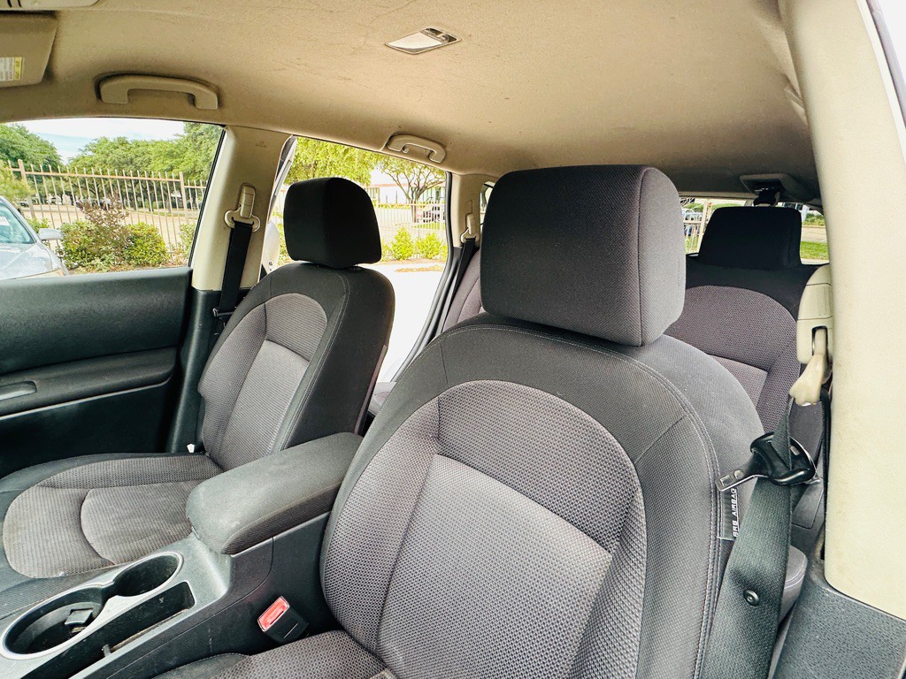 2011 Nissan Rogue Image 13