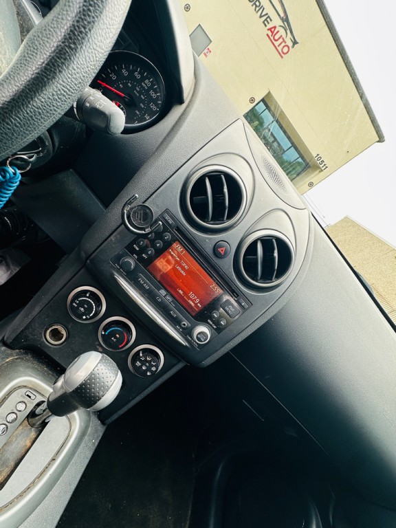 2011 Nissan Rogue Image 15