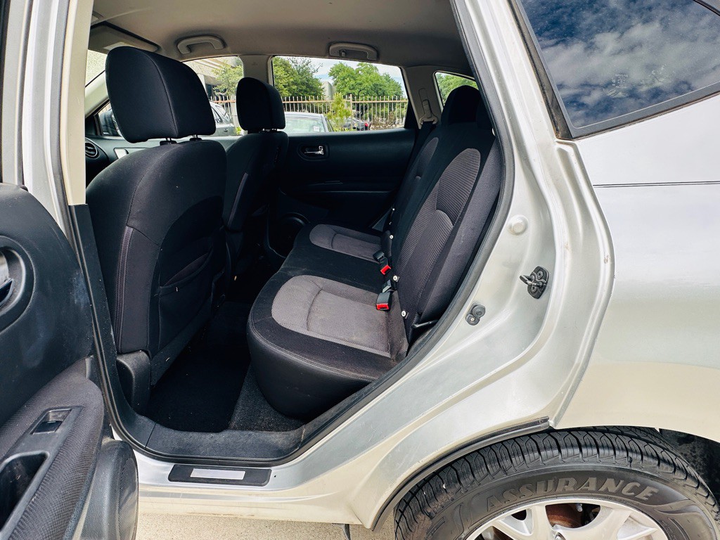 2011 Nissan Rogue Image 19