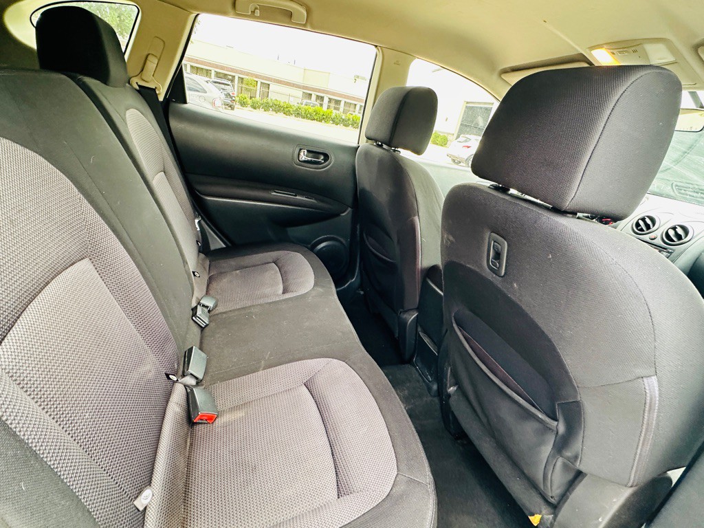 2011 Nissan Rogue Image 23